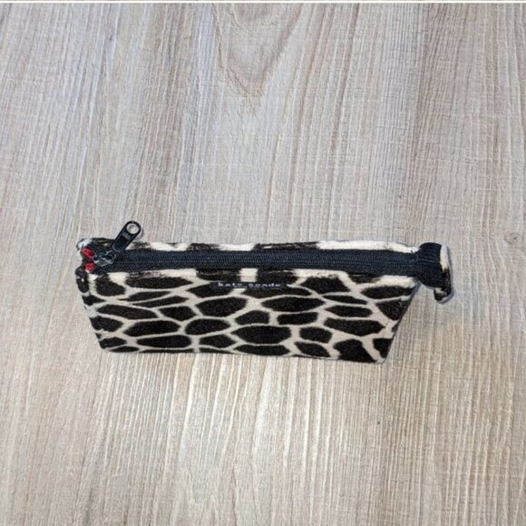 NWOT Kate Spade Giraffe Pattern Faux Fur Clutch - Picture 4 of 7